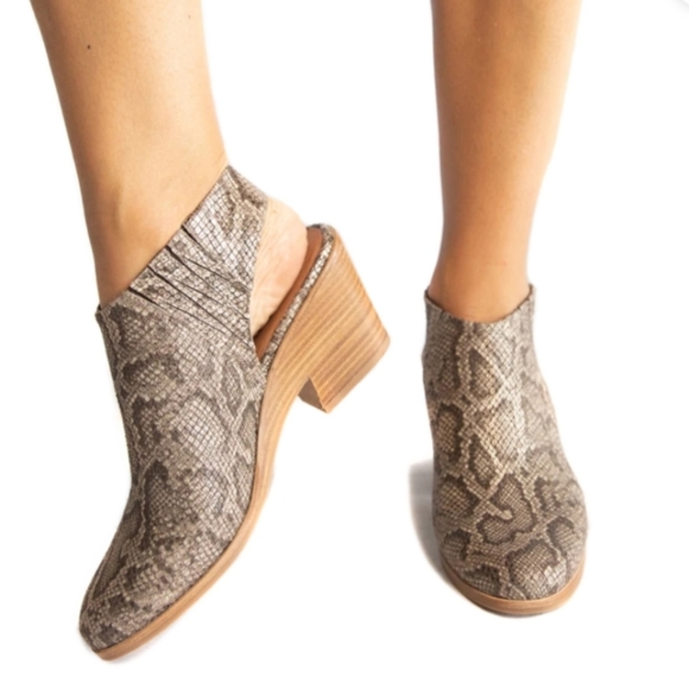 Gentle Souls COMFORT signature Harlie slingback bootie 7